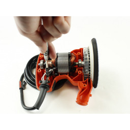 Замена шнура питания Black and Decker BDERO100