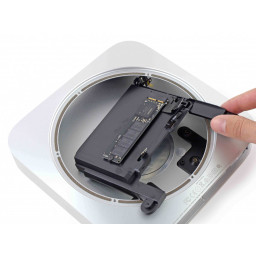 Замена мини-накопителя Mac mini в конце 2014 года