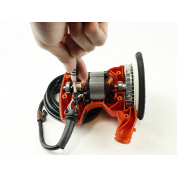 Black and Decker BDERO100 Держатель щетки и замена пружины