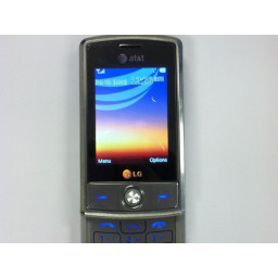 Замена аккумулятора LG Shine и SIM-карты
