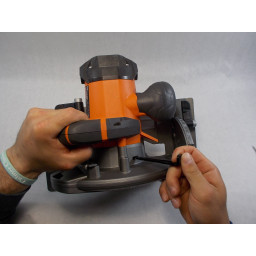 Ridgid Циркулярная пила R3205 Замена замка шпинделя